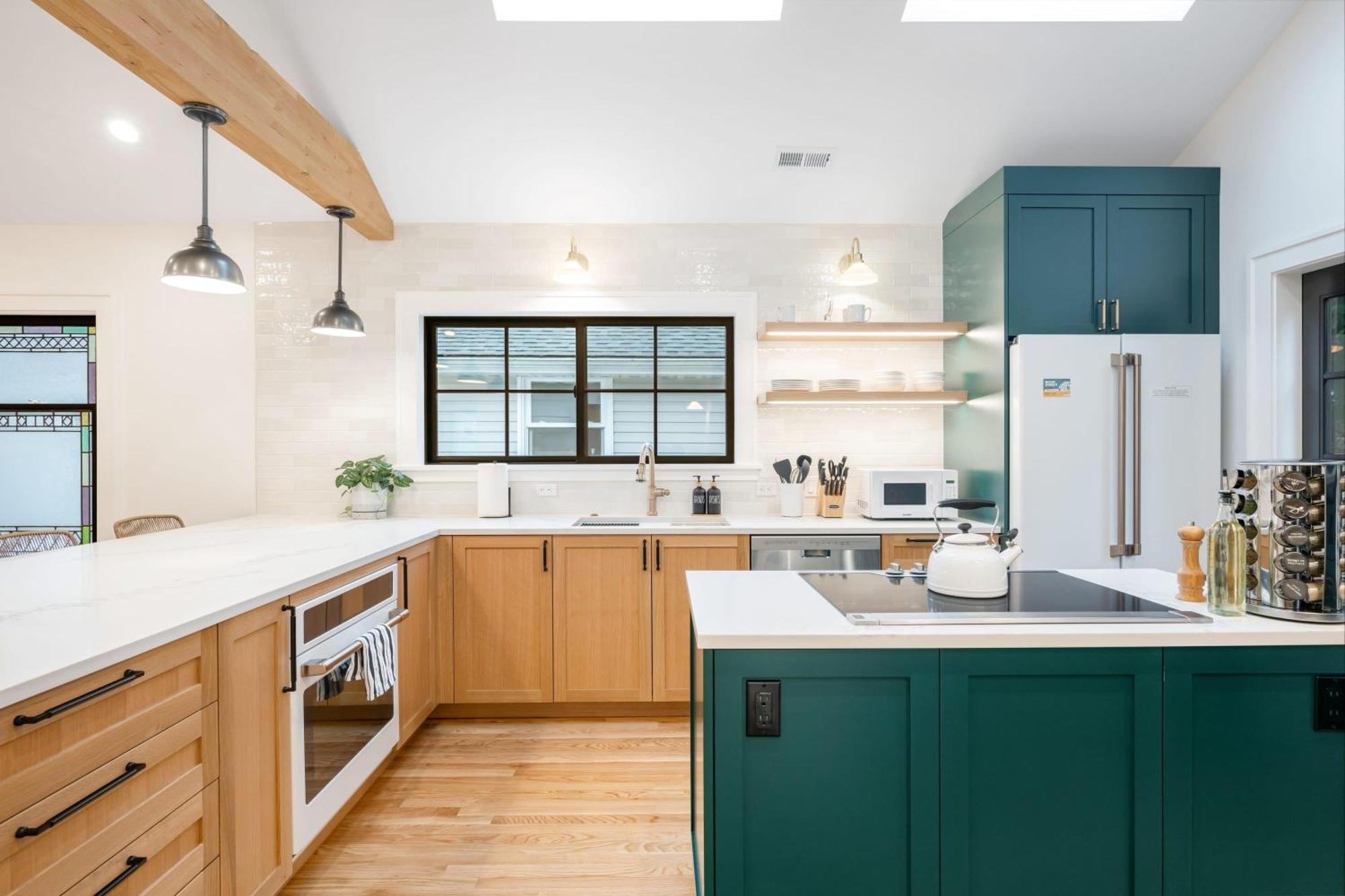 Emerald By Betterstay Seattle